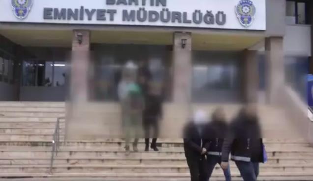 Eş zamanlı operasyon... Şüpheliler tutuklandı...