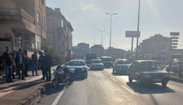 Otomobil önce araca, sonra motosiklete çarptı...
