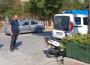 Motosiklet otomobile çarptı...