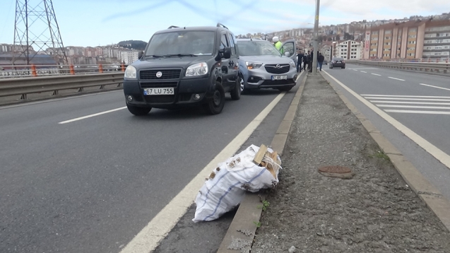 Zincirleme trafik kazası, dört araç birbirine girdi...