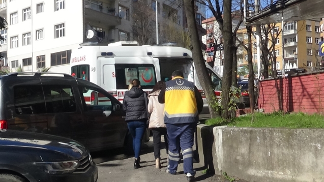 Bir kişi aniden fenalaştı, hastaneye kaldrıldı.
