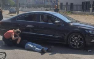 Motosiklet ile otomobil çarpıştı... 1 yaralı...