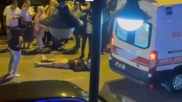 Ters yönden giren araç ile motosiklet çarpıştı...