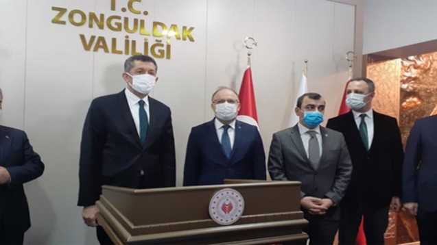 Bakan Ziya Selçuk, Vali Tutulmaz'ı ziyaret etti...