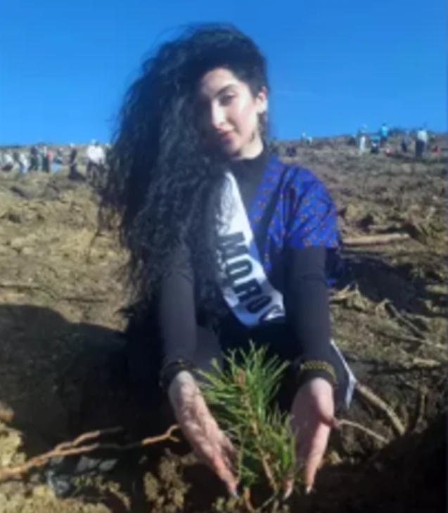 Güzellik yarışmasının finalistleri fidan dikti...