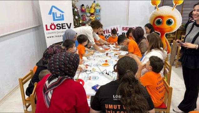 Oyuncak müzesi, Lösemili çocuklara kapılarını açtı...