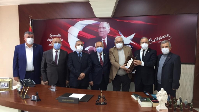 Erdemir Vakfı Emeklileri Yönetim Kurulu ziyaretlerde bulundu