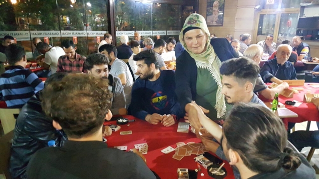 Tek kişilik dev ekibiyle adım atmadık yer bırakmıyor