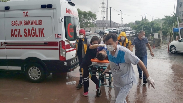 Alacak verecek davası...1 kişi vuruldu...