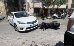 Otomobil ile motosiklet çarpıştı... 1 yaralı...