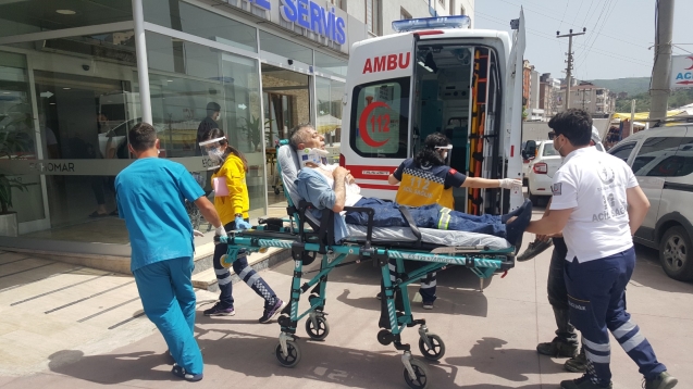 MERDİVENLERDEN  DÜŞTÜ HASTANELİK OLDU...