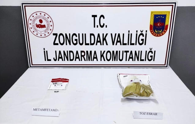 Zehir tacirlerine baskın...