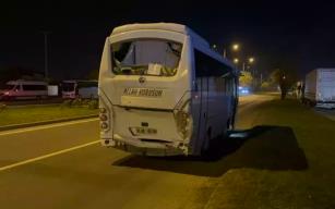 İşçileri taşıyan 3 midibüs kaza yaptı... 11 yaralı...