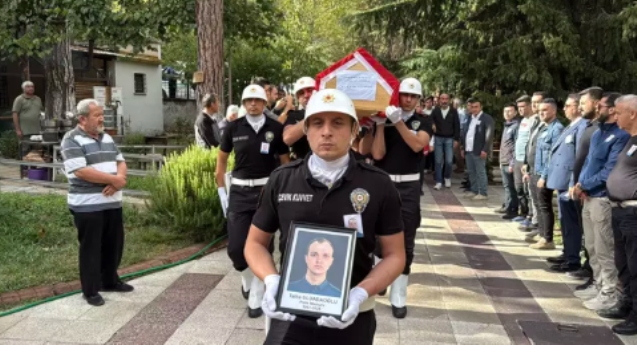 Kazada yaşamını yitiren polis toprağa verildi...