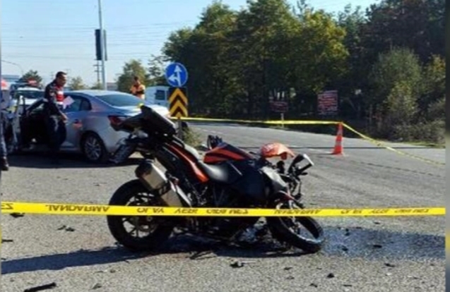 Otomobil ile çarpışan motosikletteki çift öldü