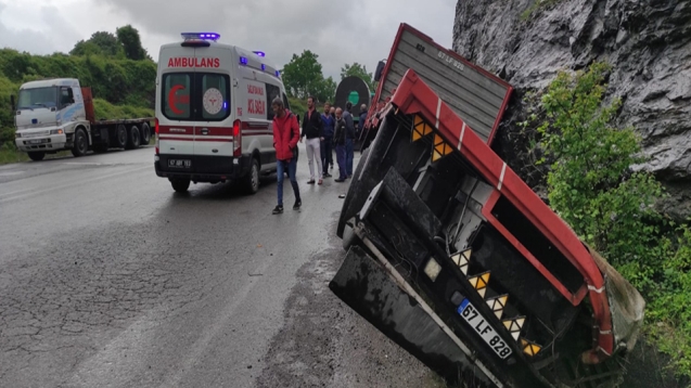 Su kanalına düştü...1 yaralı