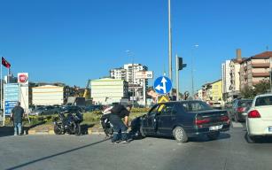 Otomobil ile çarpıştı... Yaralandı...