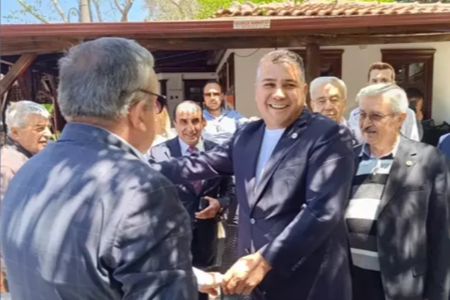 Yerli ve Milli Parti Genel Başkanı Teoman Mutlu'dan ziyaret