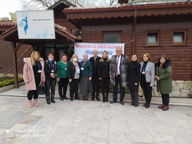 "Geleneksel Kadınlar El Emeği Pazarı" açıldı.