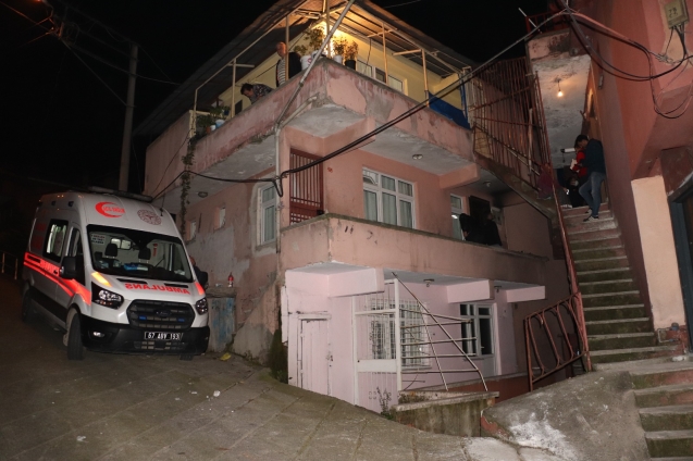 Kafasına tek kurşun sıkarak canına kıydı...