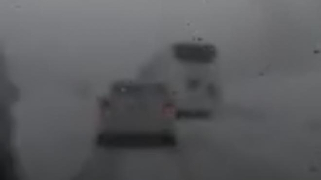 Zonguldak - Ereğli yolunda kar yağışı devam ediyor
