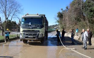 KDZ. EREĞLİ’DE HAFRİYAT KAMYONLARI YIKANMAYA BAŞLADI...