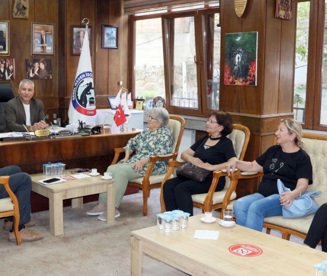 Türk Anneler Derneği'nden GMİS'e ziyaret