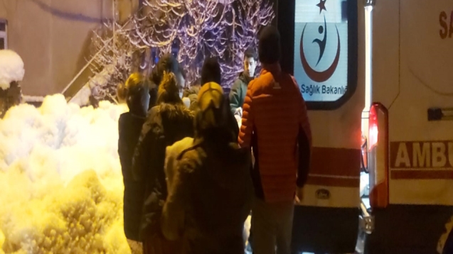 Aldığı ilaçtan zehirlendi...