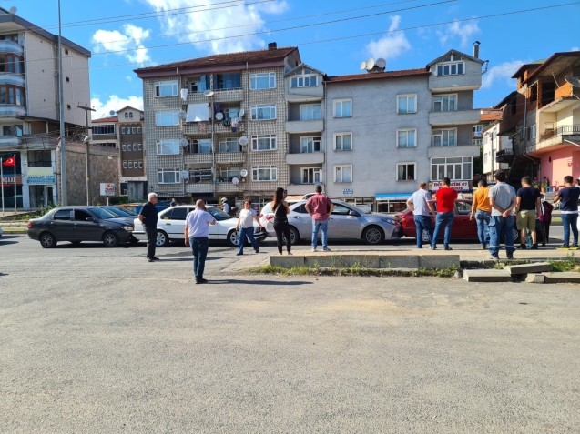 BEŞ ARAÇ BIRBİRİNE GİRDİ...