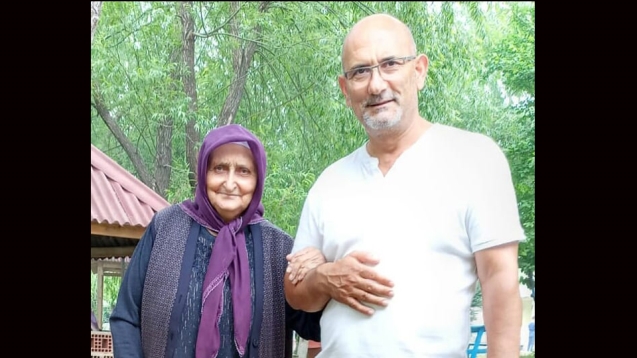 Kaya, Anne acısı yaşıyor...