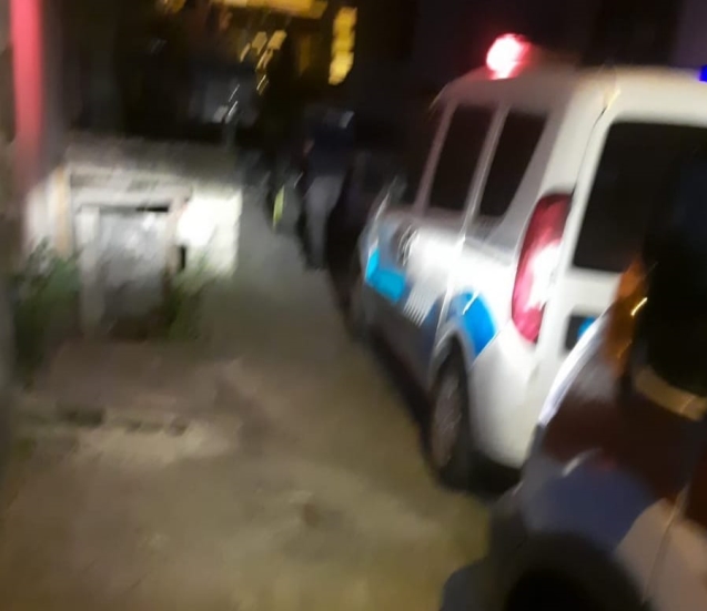 15 kişi saldırdı...