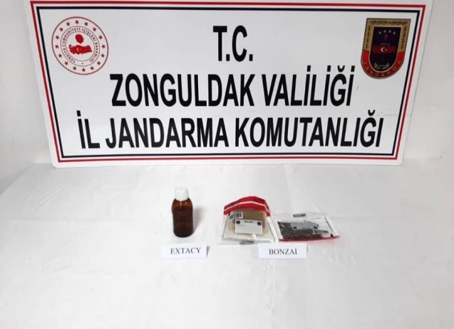 Uyuşturucu operasyonu...2 gözaltı...