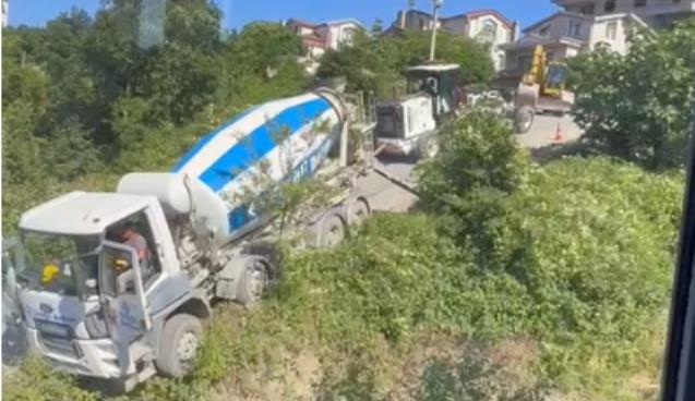 İş makinasının halatı koptu... Faciadan dönüldü...