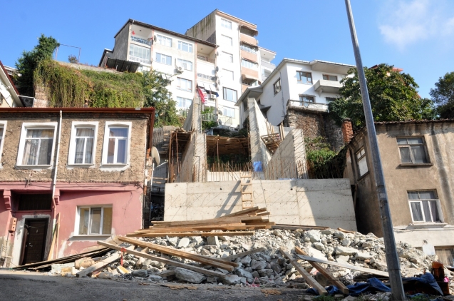 TARİHİ DUVAR KORUMA ALTINA ALINDI..