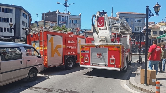 Yoğun dumanlar vatandaşları korkuttu...