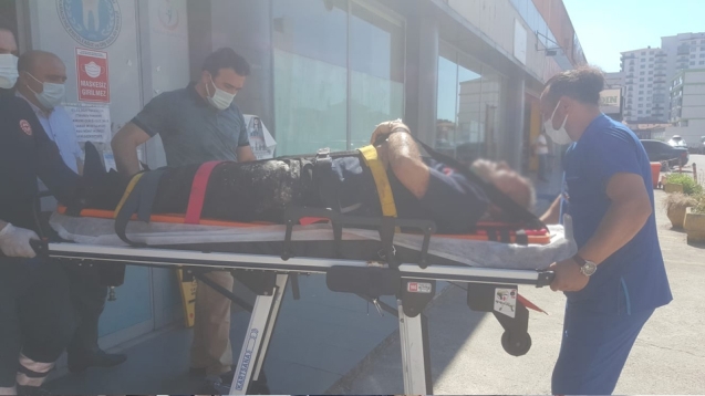 2 metre yüksekten düştü, yaralandı...