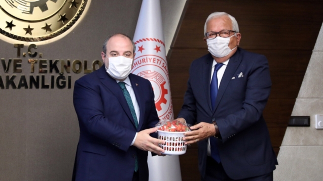 Posbıyık 'Ereğli’yi il yaparsanız AK Parti’ye geçerim’ dedi.