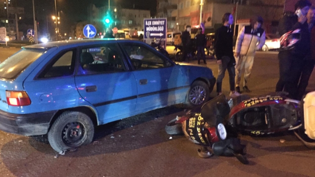 Motosiklet ile otomobil çarpıştı... 1yaralı...