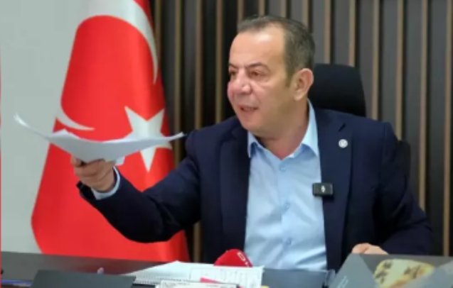 Tanju Özcan'a, yurtdışına çıkış yasağı...