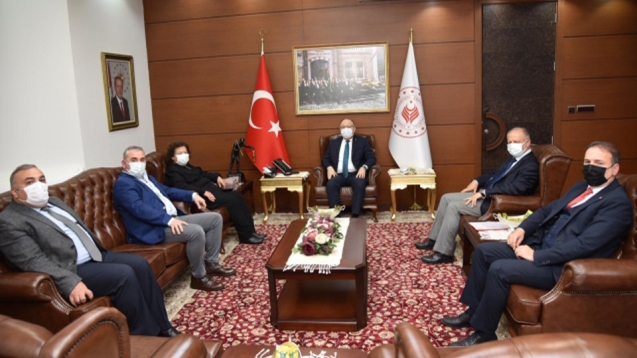 İzmirlioğlu İlkokuluna 12 derslikli ek bina...