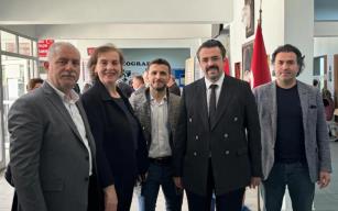 MHP İlçe Yönetimi oy kullanımında, Özdemir'in yanında oldu