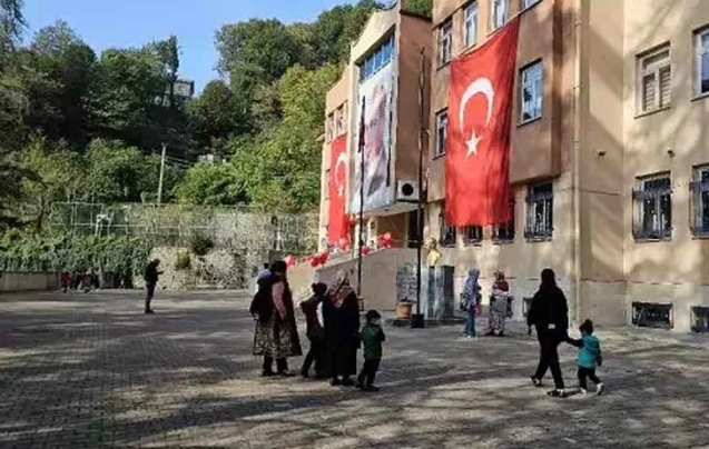 Meşaleden çıkan alevle 3 veli yaralandı…