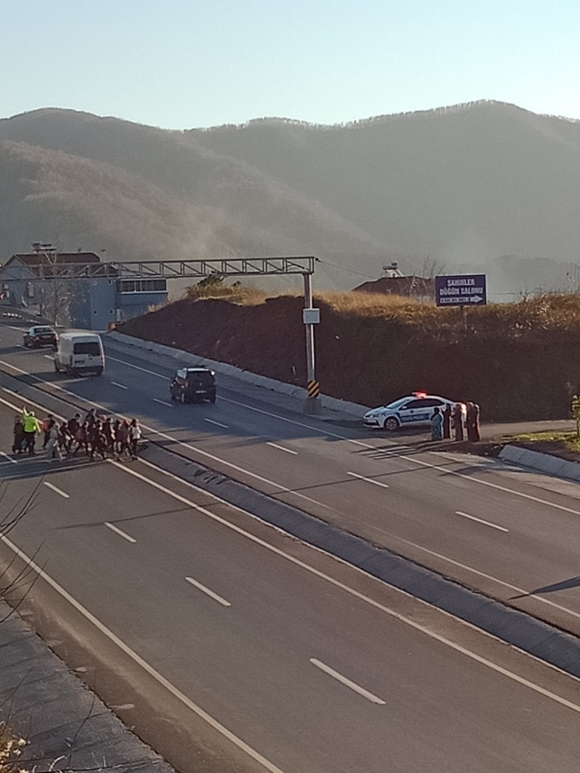 Okul çıkışlarında polis ekipleri görevlendirildi.