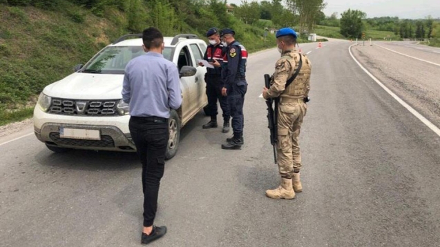 Araması bulunan 21 şahıs yakalandı