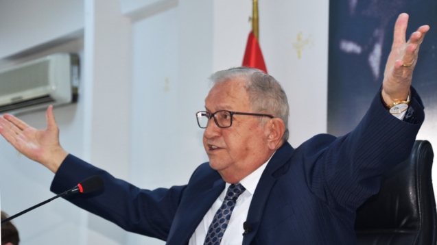 BAKANLIK, CAMİ YAPMAK İÇİN AMFİ TİYATROYA EL KOYDU