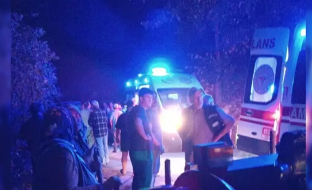 Patpat devrildi: 10 yaralı...