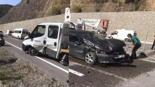 Başkent elektriğin aracına çarptı: 2 yaralı...