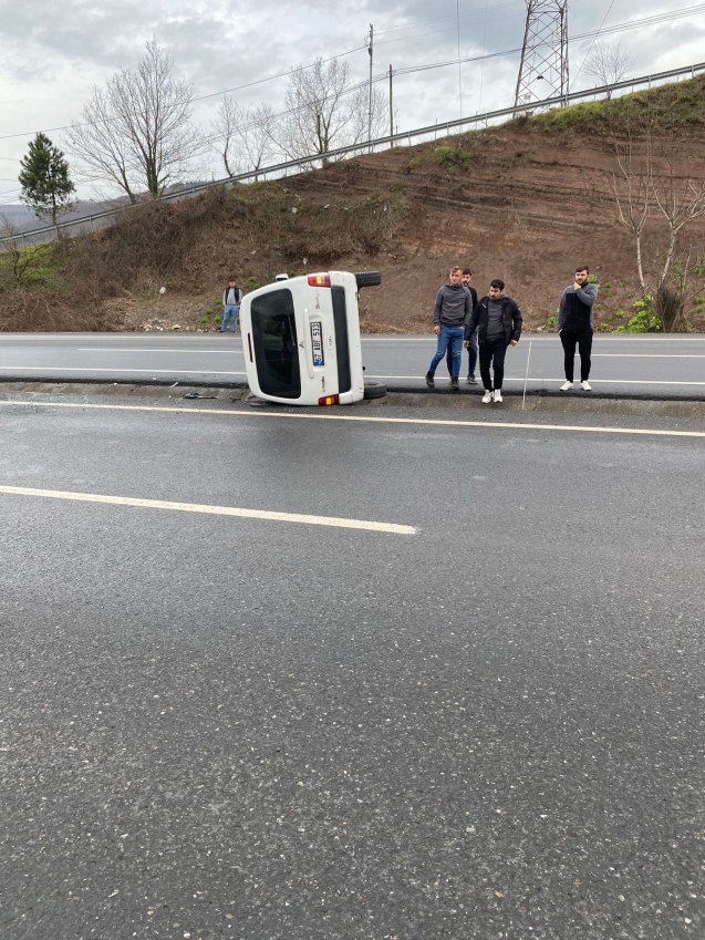 Takla atarak yoldan çıktı…