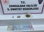 4 kişiden ikisi tutuklanarak cezaevine gönderildi...