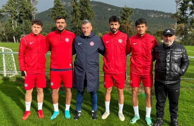 Zonguldak Kömürspor 4 futbolcu ile anlaştı...